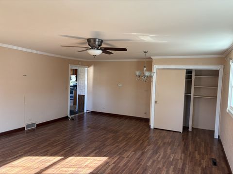 Photo Nov 14 2025, 9 50 04 AM