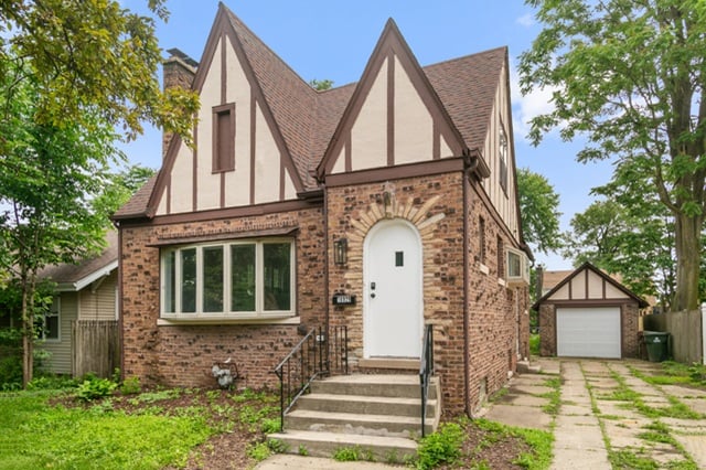 Hits & Misses Property Image