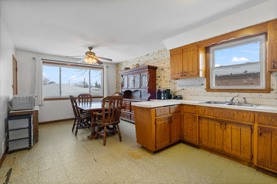 HD_1764863772402_SS_01699