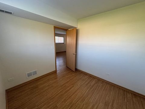 HD_1768566807224_7_empty_bedroom