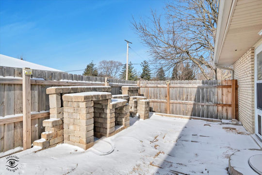 HD_1769030192260_Back_Patio