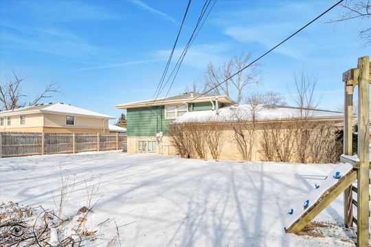 HD_1769030196807_27_Back