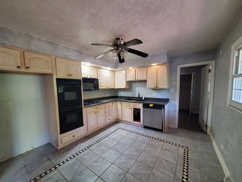 HD_1763415302568_14_Kitchen