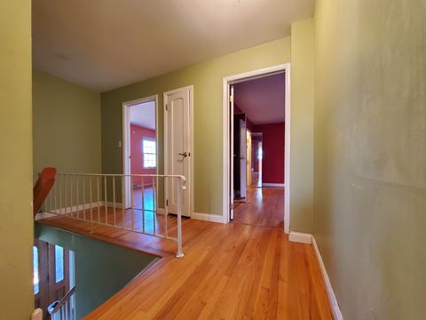 HD_1763415538464_18_2nd_Floor_Landing