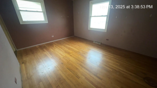 HD_1764088999128_17004_pic_16