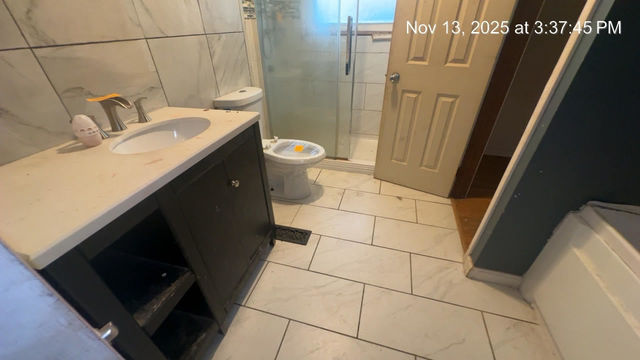 HD_1764089197915_17004_pic_27