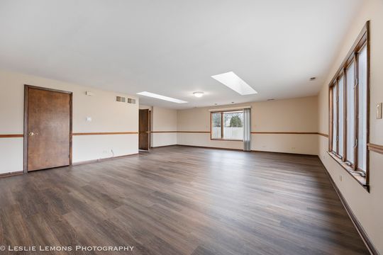 HD_1766863864672_016_16400SherwoodDrive_OrlandPark_IL_60462_SMALL