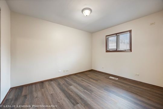 HD_1766863865645_018_16400SherwoodDrive_OrlandPark_IL_60462_SMALL