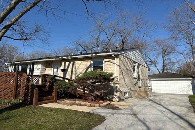 Hits & Misses Property Image