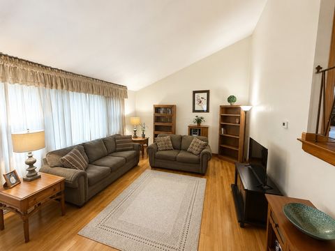 HD_1782586231349_Living_room
