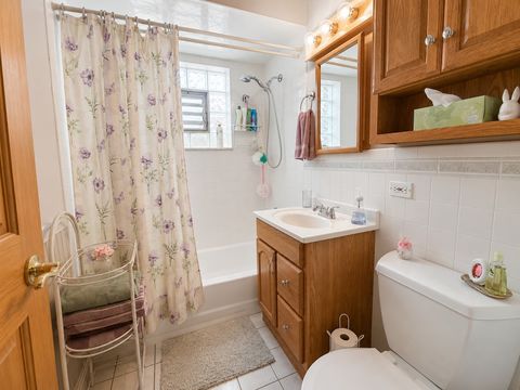 HD_1782587025840_Bathroom