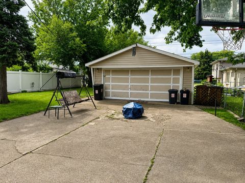 HD_1782587784898_2_car_garage
