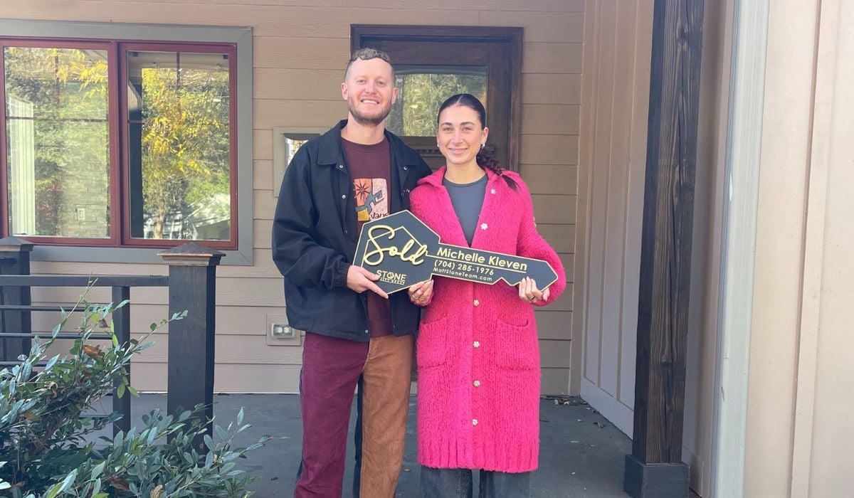 Clients celebrating in their new Plaza Midwood home and walking through the neighborhood.