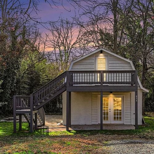Matthew Coles Helps First-Time International Homebuyer Successfully Purchase a Home in Mooresville, NC