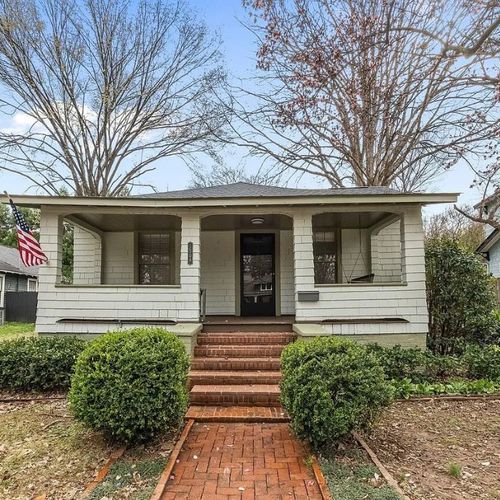 From Renovation to Sold: How Josh Stone Helped John and Abby Successfully Sell Their Plaza Midwood Home