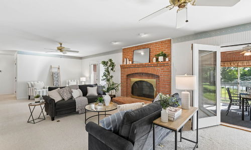 2149 Woodbine Rd