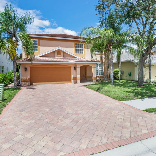 New Annual Rental in North Naples