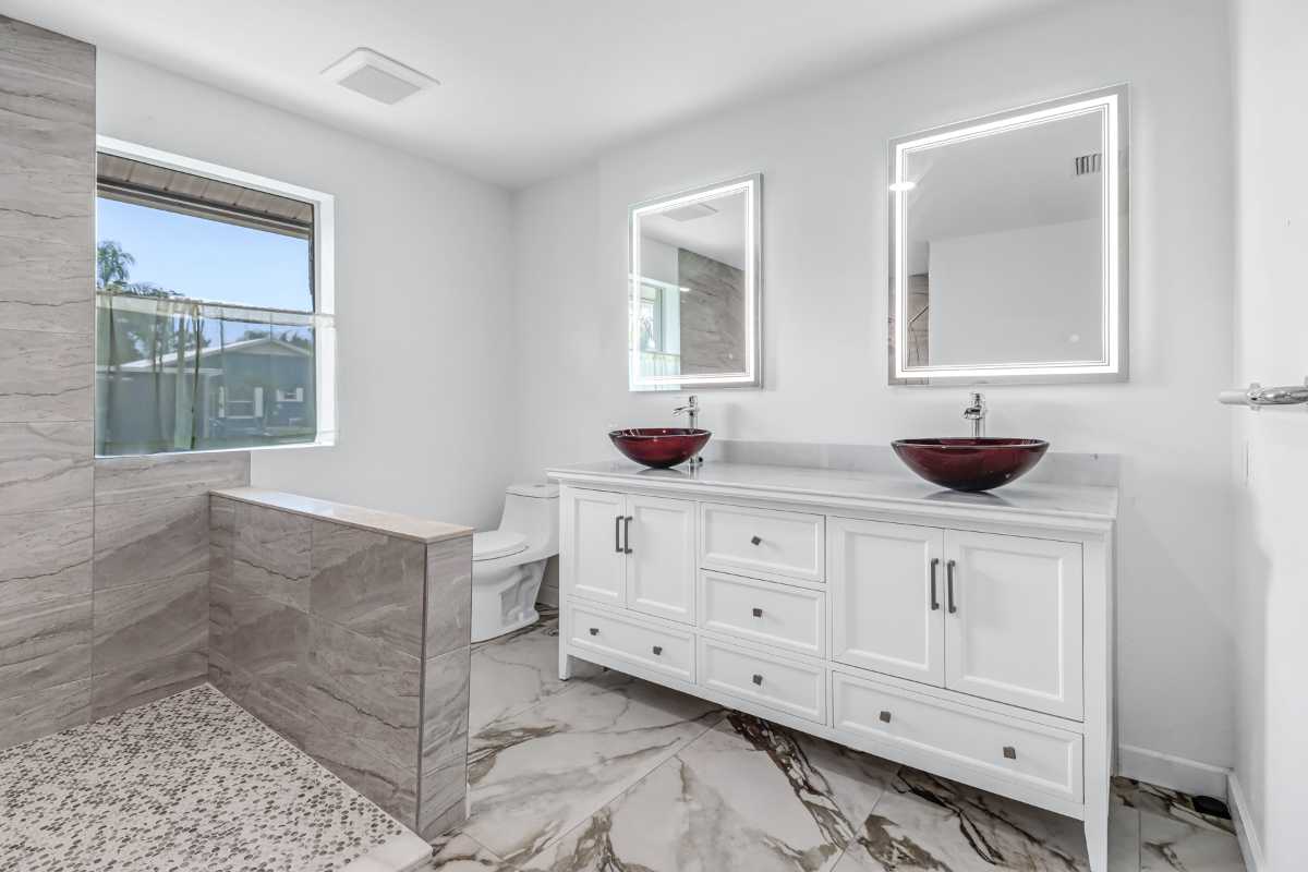 Forest Lakes master bathroom dual vanity