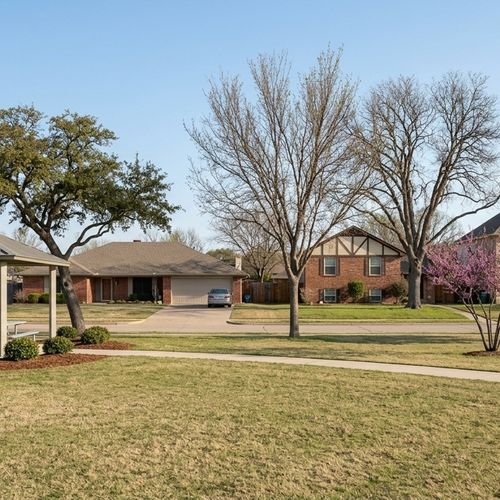 What to Expect From Weather Patterns in Bedford, TX
