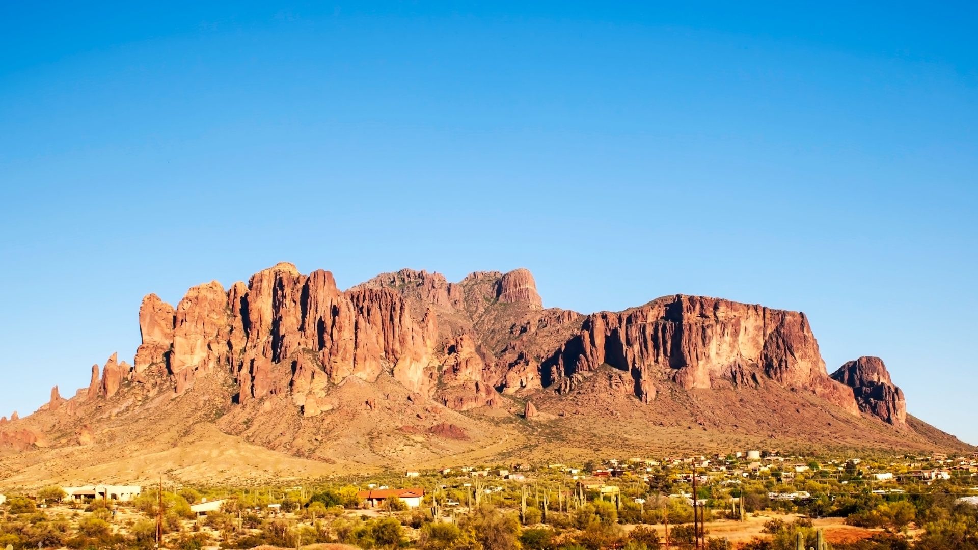 Moving to & Living in Apache Junction, AZ