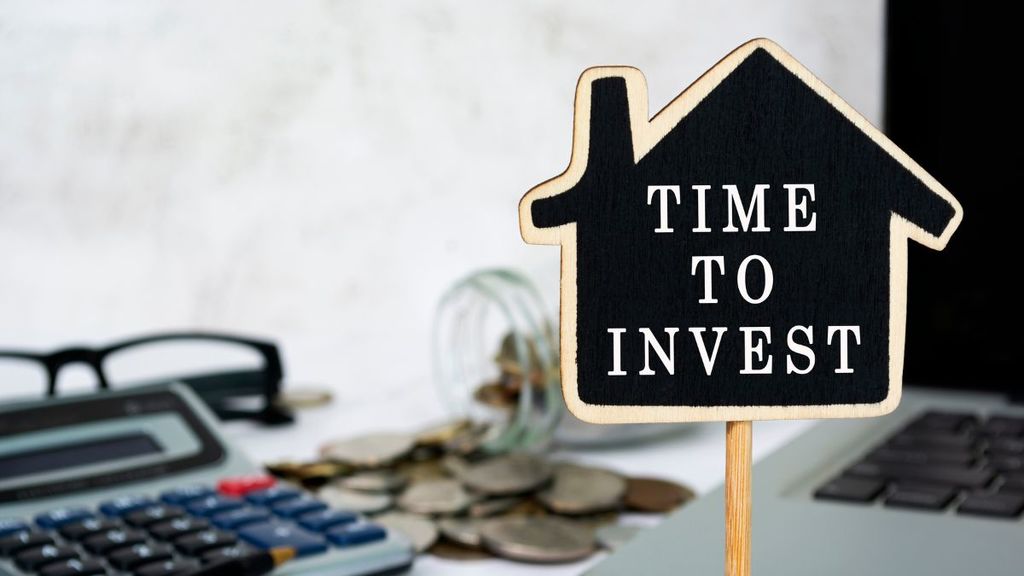 "Time to Invest" sign