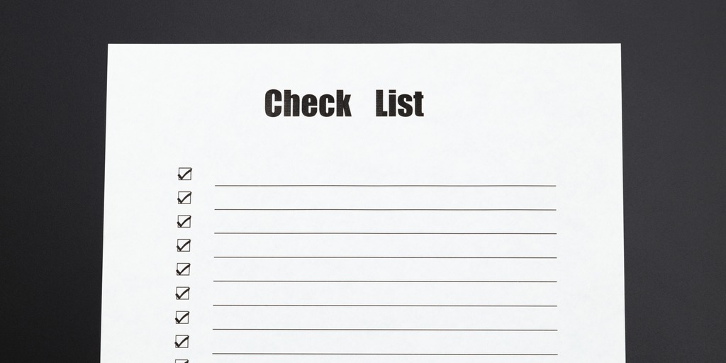 A Simple Downsizing Checklist You Can Screenshot