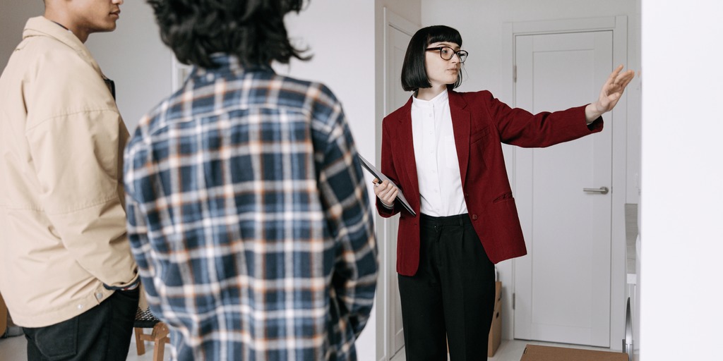 Know When It Is Time to Talk Real Estate