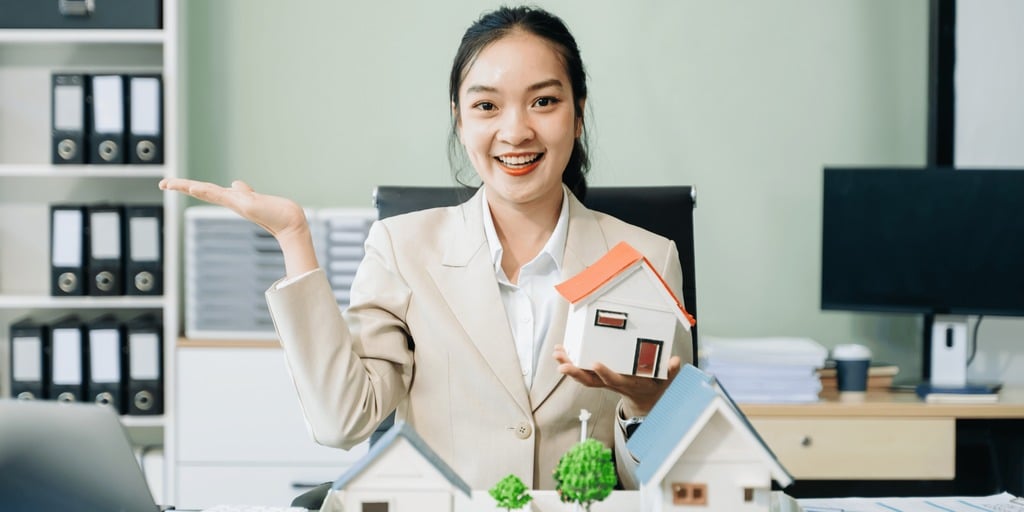 What Makes an SRES Agent Different