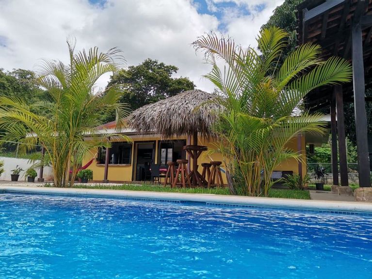 18180699-174d-4d9b-948e-6cb011f44a34