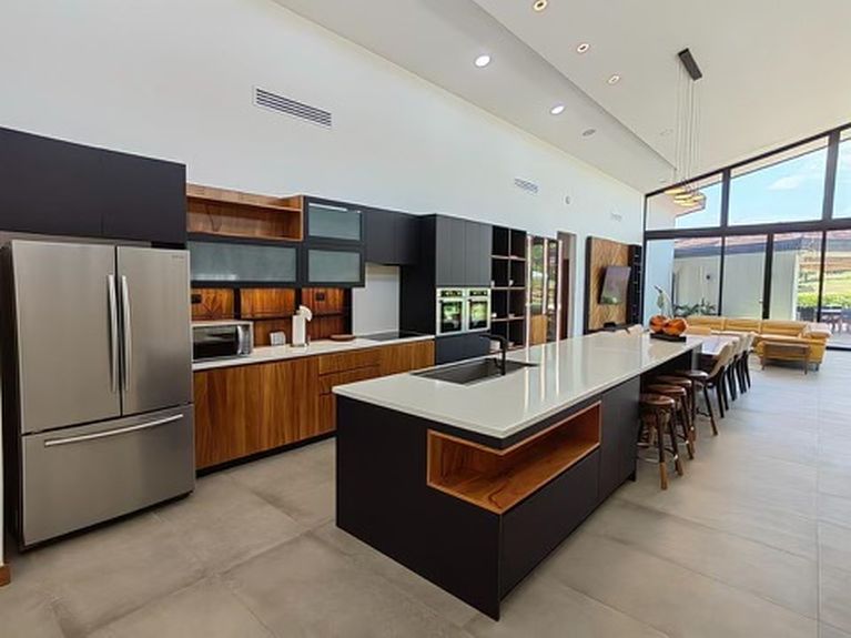 31a36645-76c9-4ccc-ac6e-d26c6729b75b