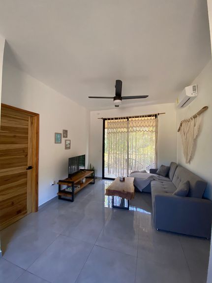 0c40565f-c856-45d7-843d-314410f4776f