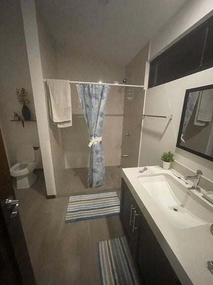 1d5e19fb-994f-48d9-a8a2-26df262c7645