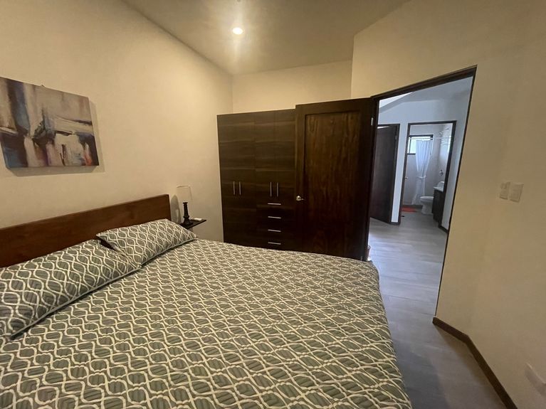 98f2aab7-0d12-407a-985d-cc608594efb8