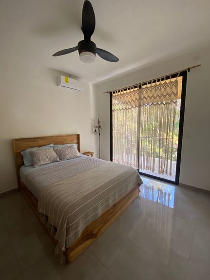 d32c2926-d3e3-461f-9068-860bb1e7567d