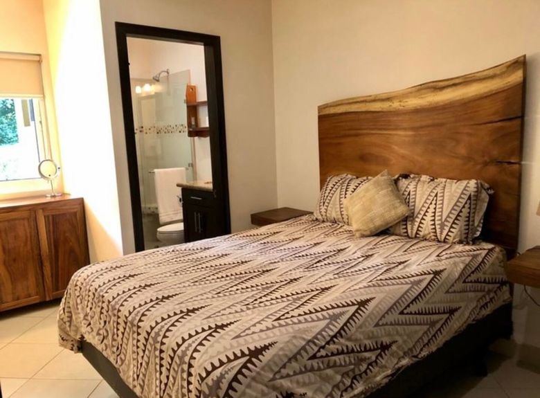 ad617be3-6e27-4eda-b24d-af44b2144f42