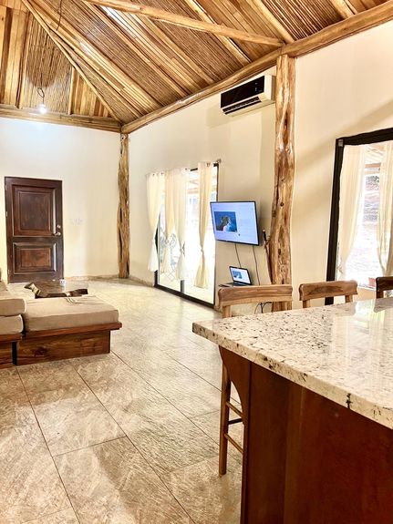 a1ceca22-f69d-492d-8ed7-4062c49268d1