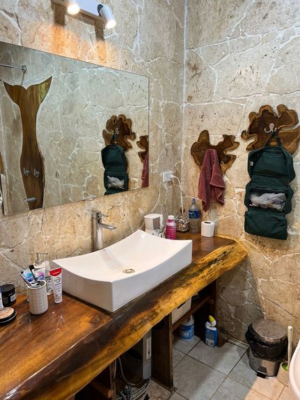 d152a101-3905-4f6e-bba3-aa6d4a4f8128