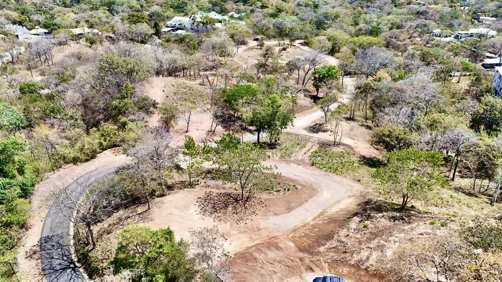 09f50548-8eb2-4c66-9e39-1d098b78acdc