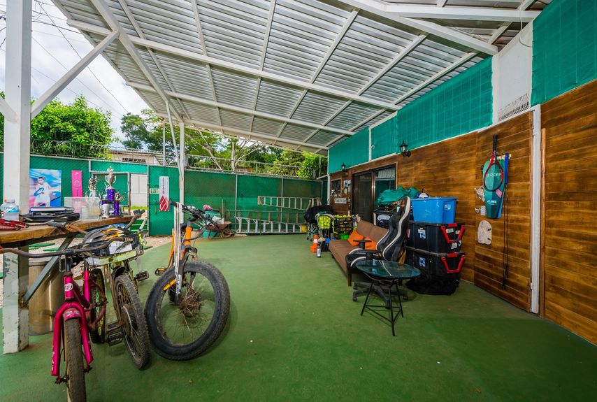 Tennis Court Business.31