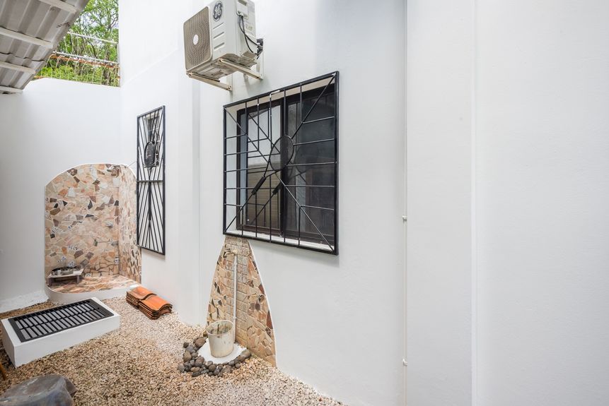 Tennis Court Business.62