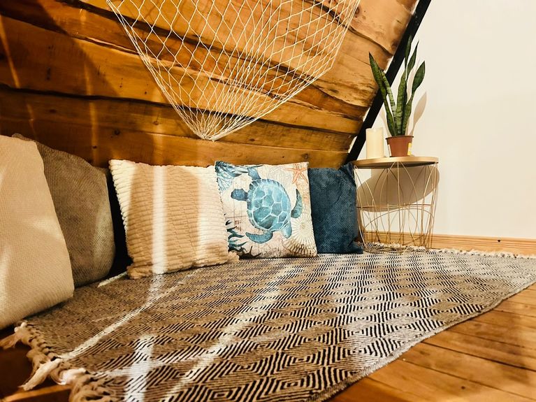 ce183316-00f5-44b8-a395-4388450d5fa2