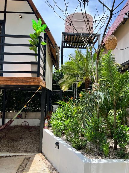 eb1f2d31-8969-49fb-920c-f4256f51f5d3