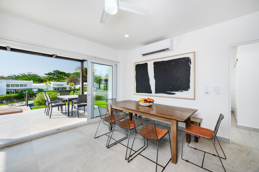 10. Dining and outdoor living space