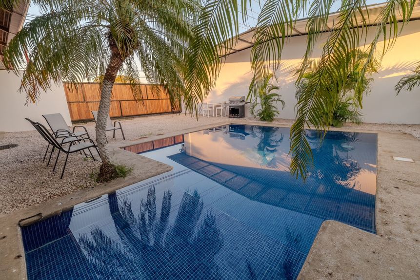 b1271764-fbaa-43ca-8da5-4c3f7b5eb402