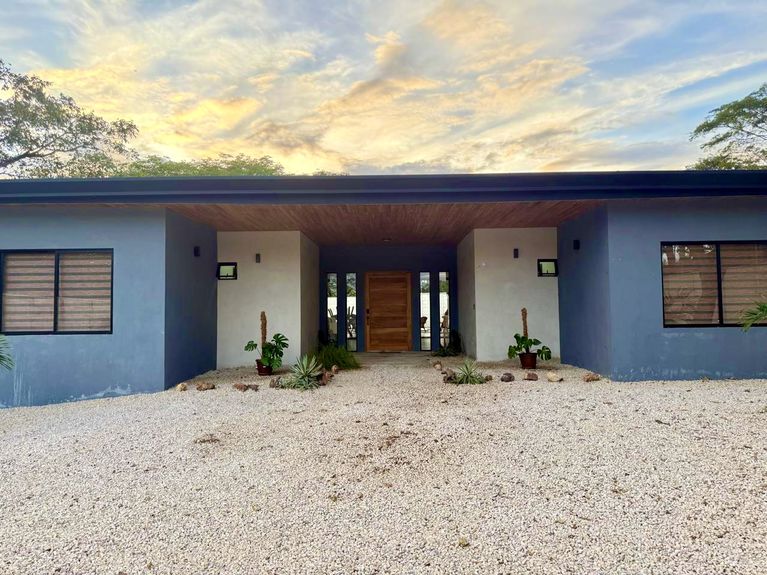 ef201f3e-181c-4b6f-93ac-63ed8bbf7571