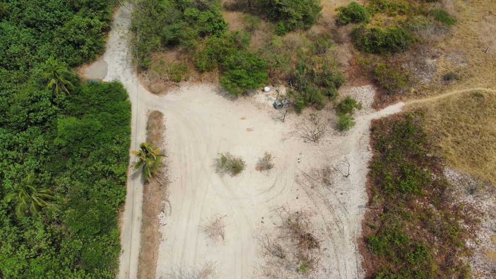 dji_fly_20230306_11330 PM_86_1678130539136_photo_optimized