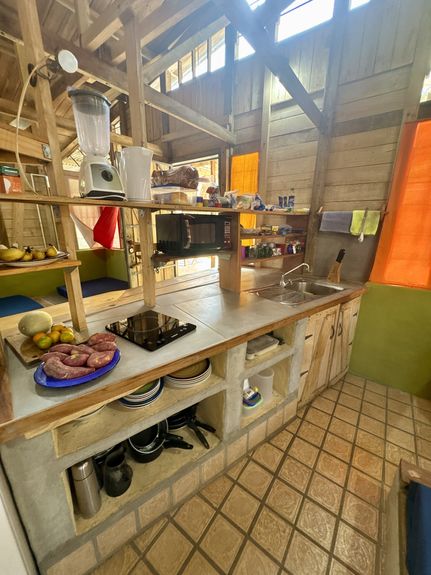 DJI_20250406_95352_083 AM