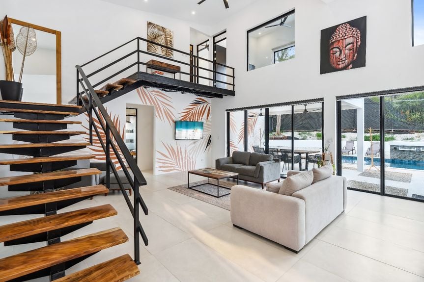 1078a340-bd43-437d-a65b-8067dfc148c7