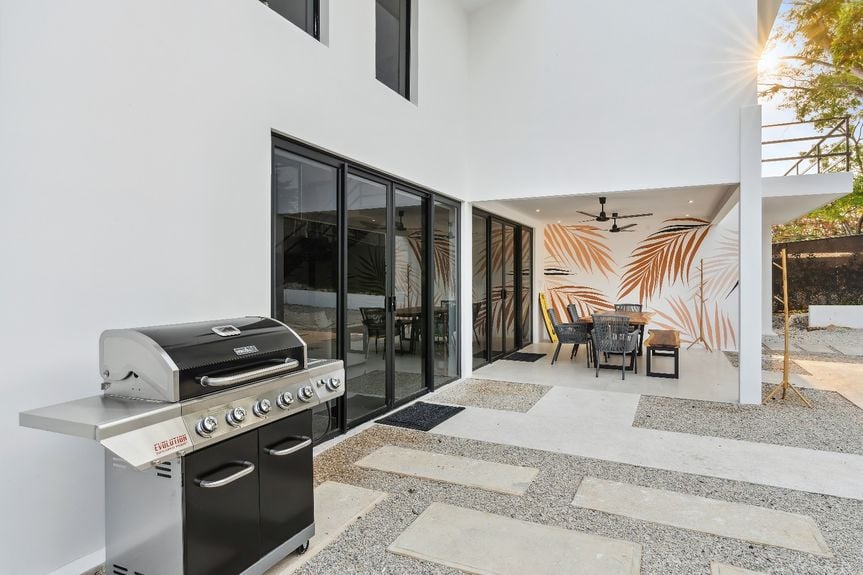 1278ca28-e211-4437-915f-aca024c9c4cb