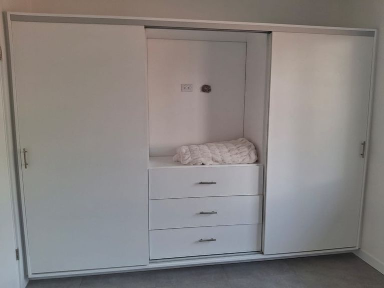 2a533541-6ee2-4fe0-8b77-79ba384b9d94